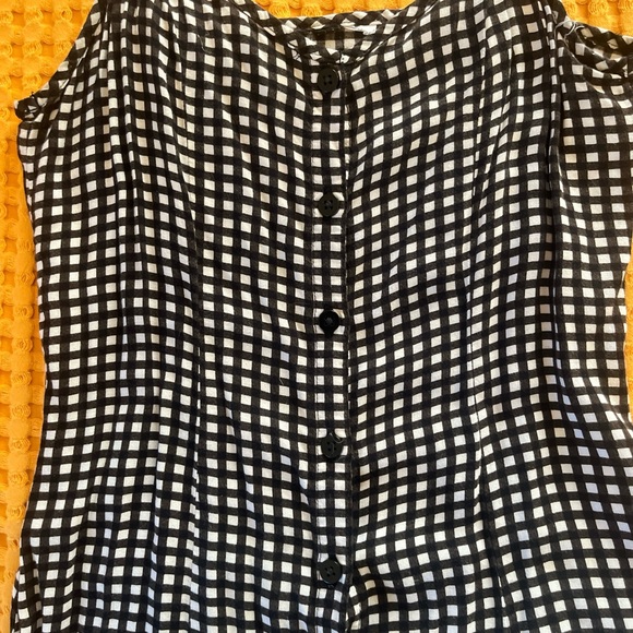 Black and white squares stappy summer mini dress. Fits like an xs. - Picture 3 of 5